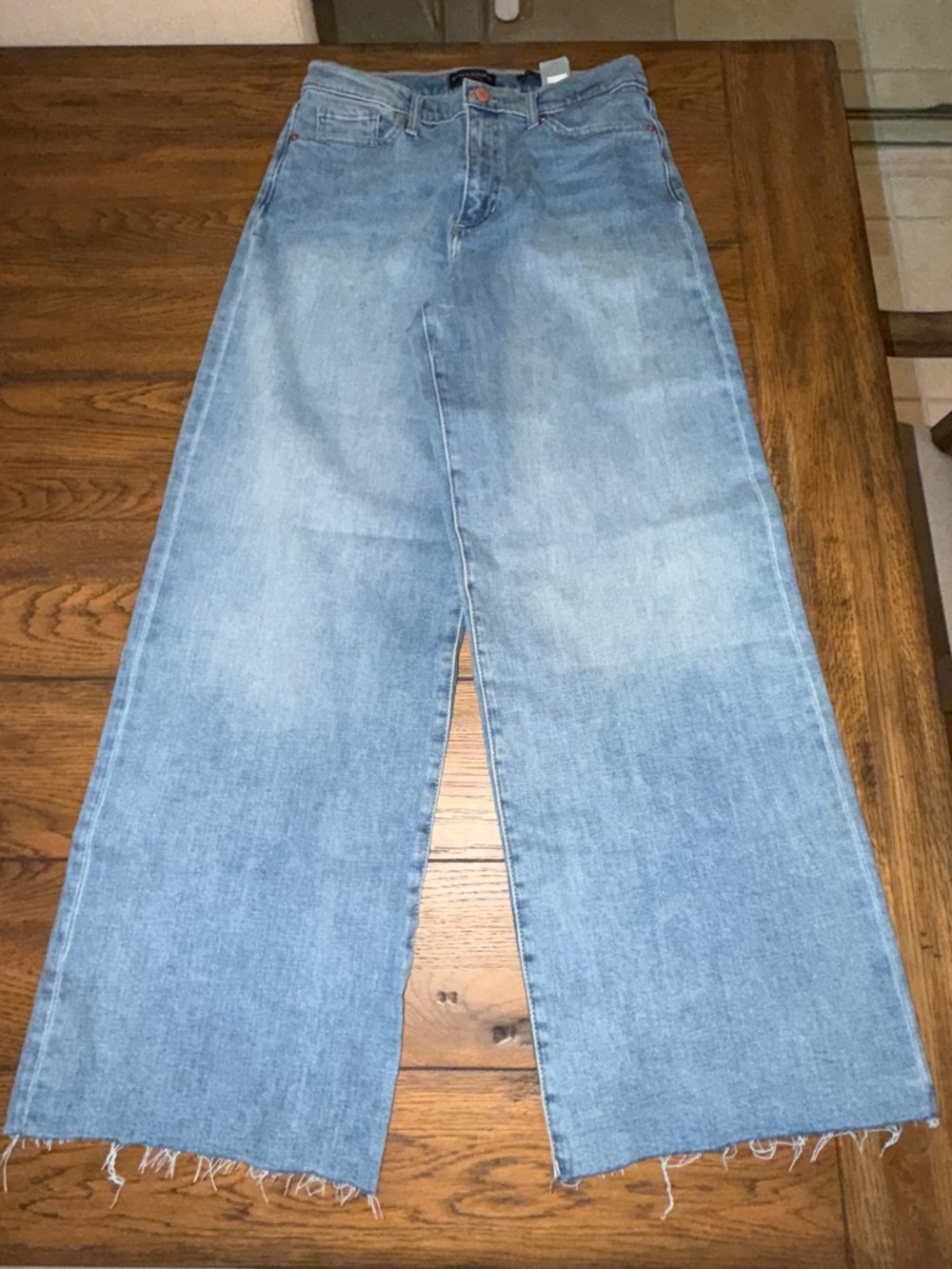 Banana Republic High Rise Wide Leg Classic Light Wash Jeans Frayed Bottoms 29